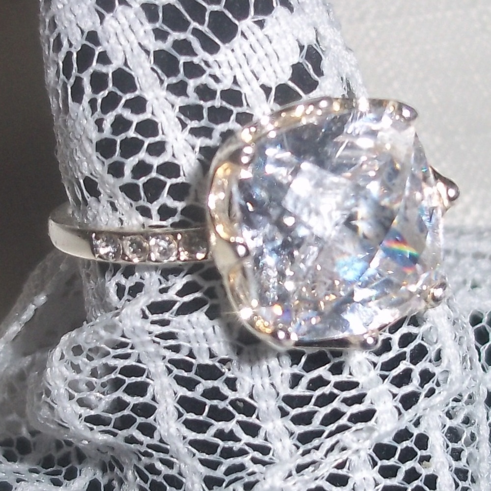 Large Cubic Zirconia Silver Crown Set Ring